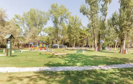 V4 zona verde, Maison 6 personnes à Albarella RO - Photo 52