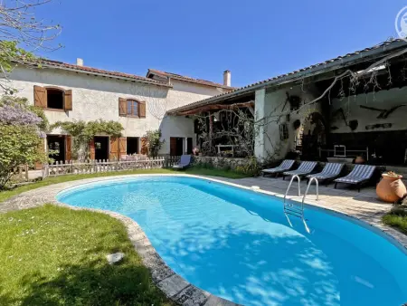 Domaine rustique avec piscine privée et animaux acceptés - Photo 1