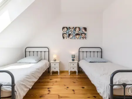 Charmante maison avec terrasse à Bretteville, Gite 4 personnes à Bretteville - Photo 11