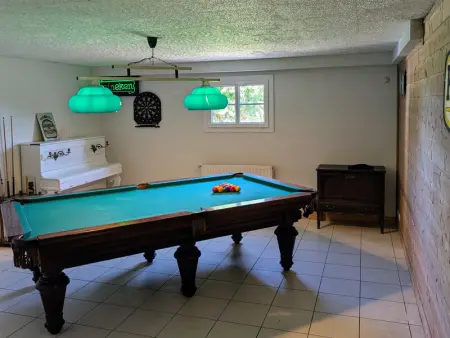 Gîte spacieux à Fretigney avec jardin et billard, idéal pour 8 pers. - Photo 24