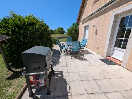 Gîte spacieux à Fretigney avec jardin et billard, idéal pour 8 pers. - Photo 26