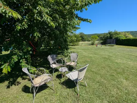 Gîte spacieux à Fretigney avec jardin et billard, idéal pour 8 pers. - Photo 27
