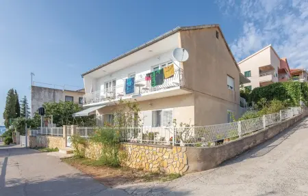 Appartement 7 personnes à Brodarica - Photo 9