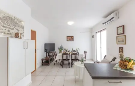 Maison 10 personnes à Katuni - Photo 3