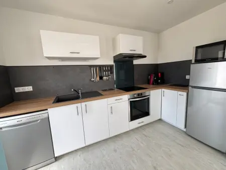 Maison rénovée 4 pers – Cour fermée et parking - Photo 11