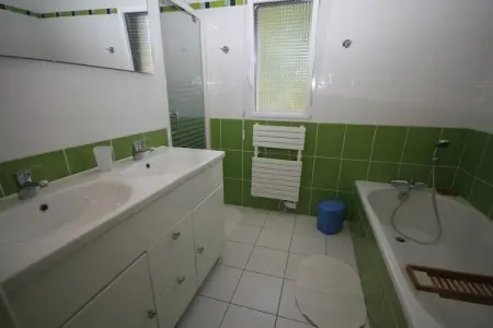 L'Hortensia, Villa moderne avec piscine privée à Plestin-les-Grèves - Photo 17