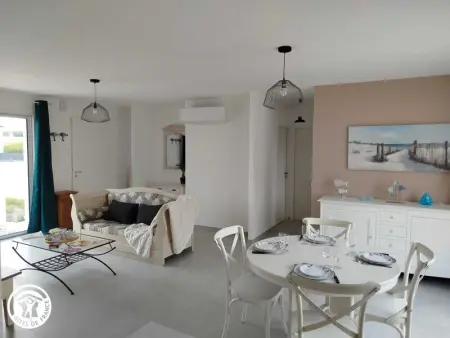 Gîte moderne à La Barre-de-Monts avec terrasse et parking - Photo 2