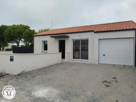Gîte moderne à La Barre-de-Monts avec terrasse et parking - Photo 19