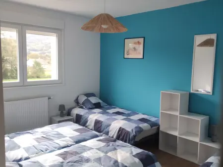 Maison de campagne rénovée avec jacuzzi et espaces de détente - Photo 16