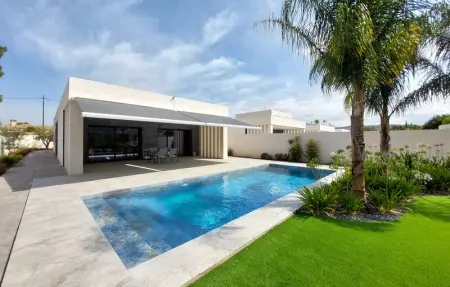 Location Maison 8 personnes à Serra - Photo 0