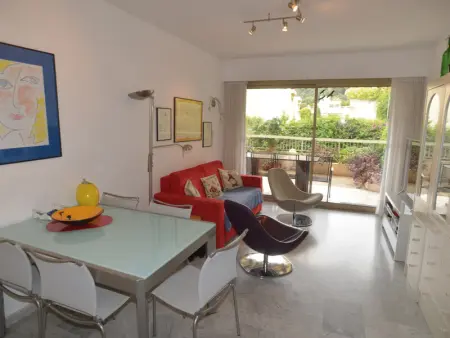 Spacieux 3 pièces avec grande terrasse au calme à Menton - Photo 2