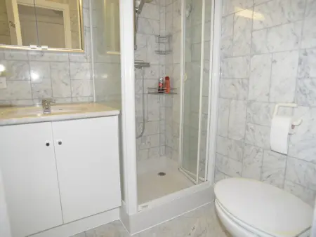 Spacieux 3 pièces avec grande terrasse au calme à Menton - Photo 8