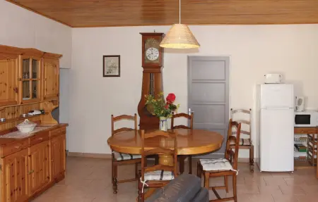 Maison 6 personnes à St. Julien de Peyrolas - Photo 4