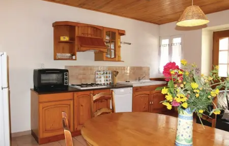 Maison 6 personnes à St. Julien de Peyrolas - Photo 5