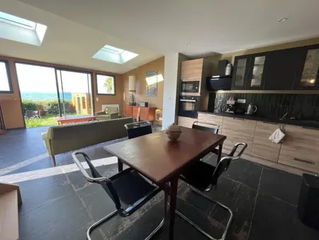 Chalet rénové en bord de mer avec jardin privé - Photo 7