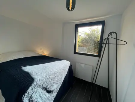 Chalet rénové en bord de mer avec jardin privé - Photo 13