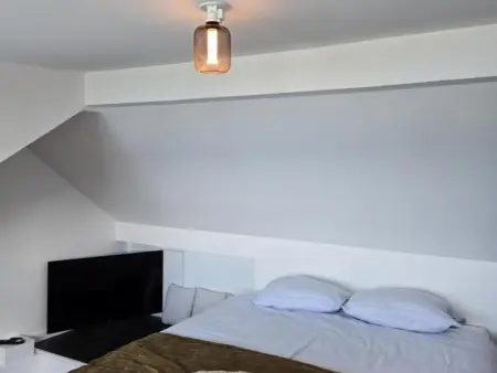 Chalet rénové en bord de mer avec jardin privé - Photo 18