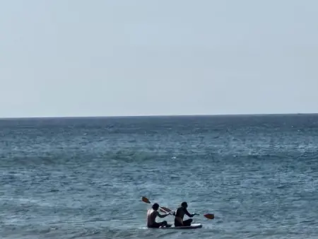 Chalet rénové en bord de mer avec jardin privé - Photo 20