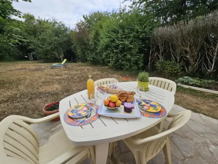 Gîte Les Tilleuls à Chargé, 4 pers, jardin, parking - Photo 11