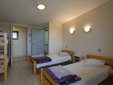 Gîte de groupe avec salle polyvalente et parking à Boncourt - Photo 11