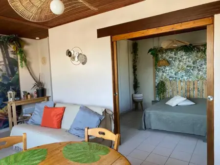 Appartement cosy avec vue sur remparts à Aigues-Mortes - Photo 4