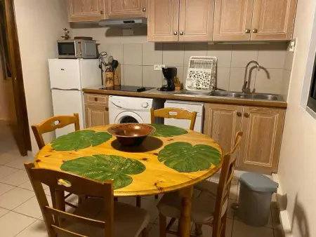 Appartement cosy avec vue sur remparts à Aigues-Mortes - Photo 6