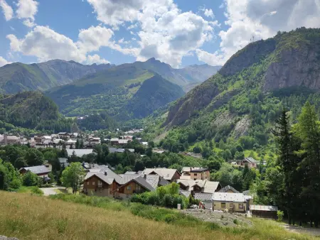 Chalet 6 pièces pour 12 pers, Animaux acceptés, Parking, Wi-Fi - Photo 3