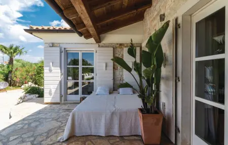 Maison 5 personnes à Stifanici - Photo 7