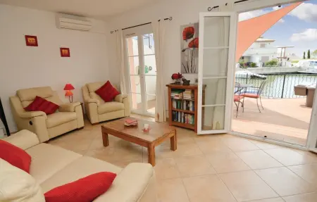Maison 6 personnes à Aigues Mortes - Photo 1