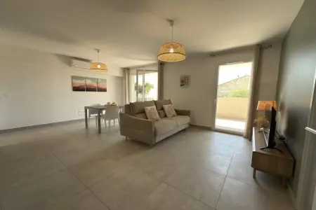 89 BEE, Appartement 6 personnes à Sérignan - Photo 1