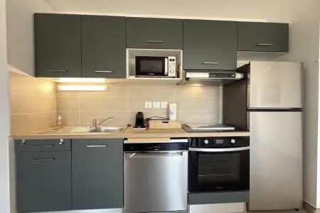 89 BEE, Appartement 6 personnes à Sérignan - Photo 9