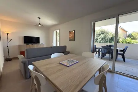 112 BLANC, Appartement 4 personnes à Sérignan - Photo 2