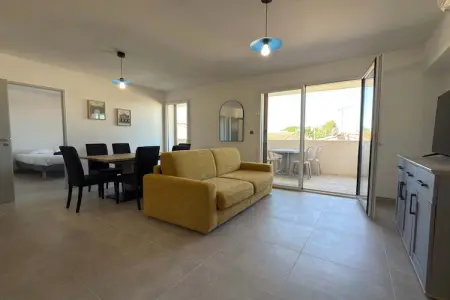 111 LUCAT, Appartement 6 personnes à Sérignan - Photo 1