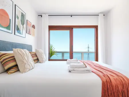 Villa élégante avec jardin et piscine privée à Tabaiba - Photo 2