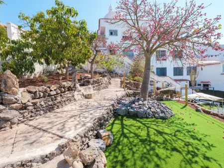 Villa élégante avec jardin et piscine privée à Tabaiba - Photo 4