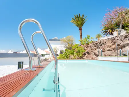 Villa élégante avec jardin et piscine privée à Tabaiba - Photo 7