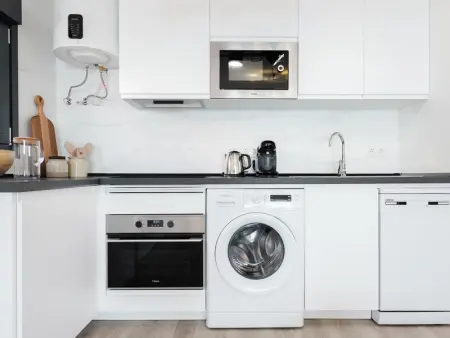 Villa élégante avec jardin et piscine privée à Tabaiba - Photo 9