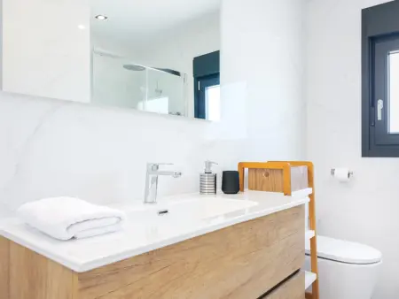 Villa élégante avec jardin et piscine privée à Tabaiba - Photo 19