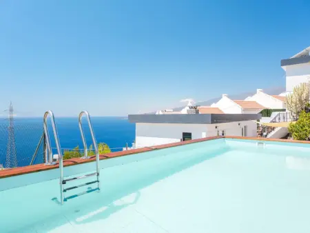 Villa élégante avec jardin et piscine privée à Tabaiba - Photo 24