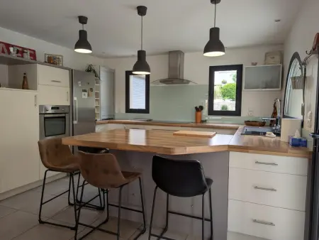 Maison moderne élégante avec piscine privative, jardin clos et wifi - Photo 10