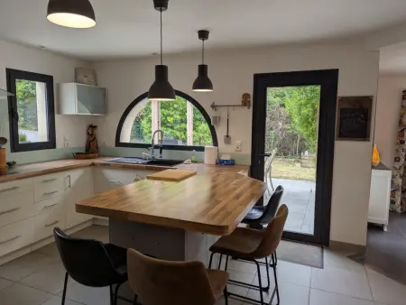 Maison moderne élégante avec piscine privative, jardin clos et wifi - Photo 12