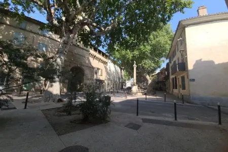 Charmante maison de Village, Maison 2 personnes à Pelissanne - Photo 9