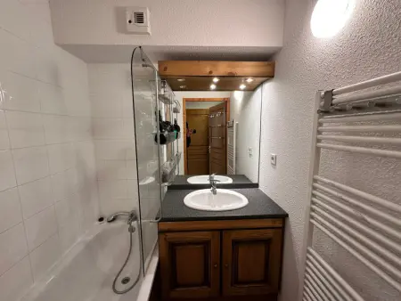 Appartement Lanslebourg 6 pers, 2 chambres, proche pistes - Photo 4