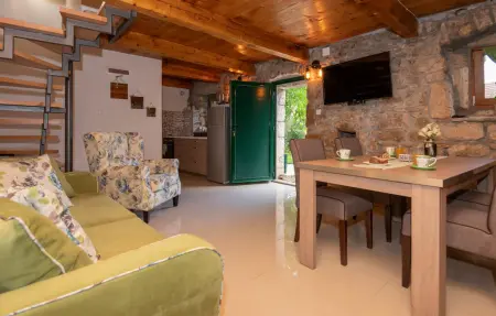 Maison 10 personnes à Zmijavci - Photo 3