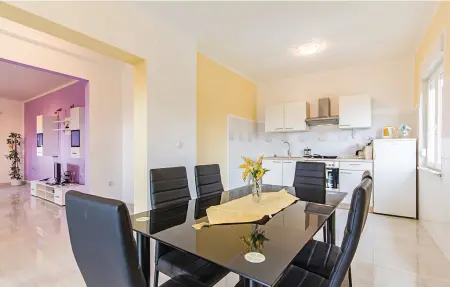 Appartement 4 personnes à Barban - Photo 2