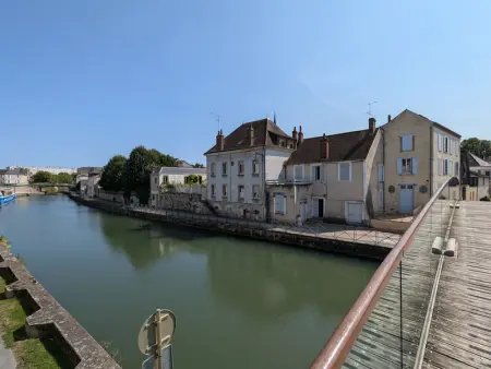 Gîte du Canal à Montargis: Charme, Jardins & Culture - Photo 21