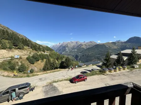 Appartement spacieux 2 pièces avec mezzanine à 100 m des pistes - Photo 3