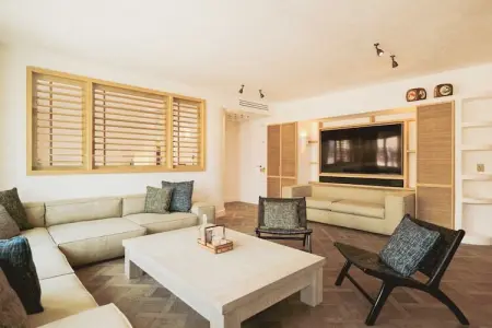 LF-6-REMPARTS-DANIELE-THOMPSON, Appartement 4 personnes à Saint Tropez - Photo 1