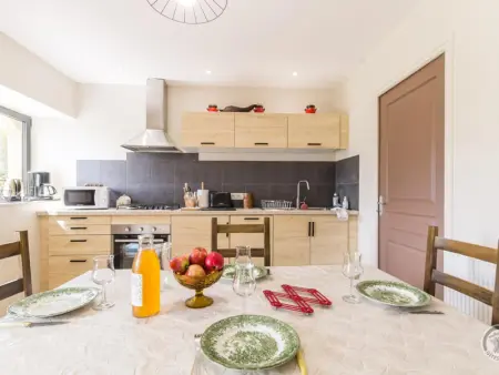 Maison en pierre rénovée avec WIFI et parking à Quettreville-sur-Sienne - Photo 1