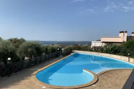 292983, Maison 4 personnes à Toscolano Maderno - Photo 2